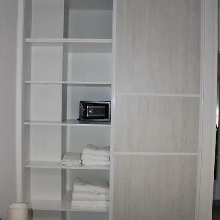 Kako House *